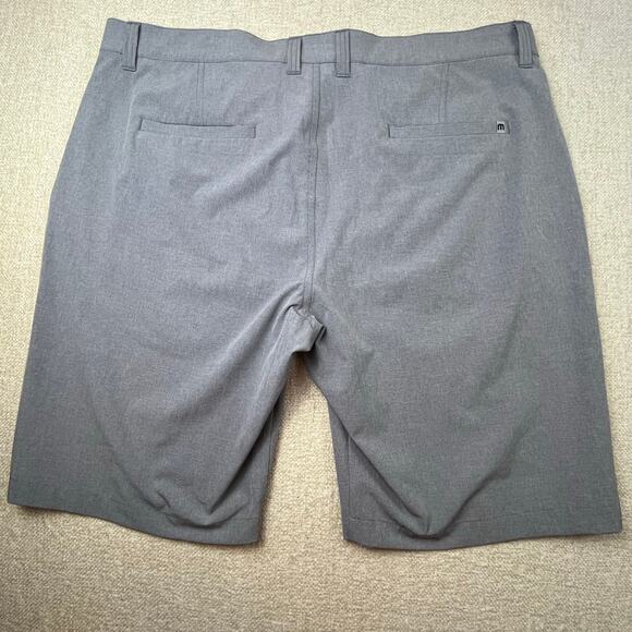 Travis Mathew Men’s 40 Gray Wanderlust 9" Shorts Stretch Ripstop Golf Style - Picture 2 of 6